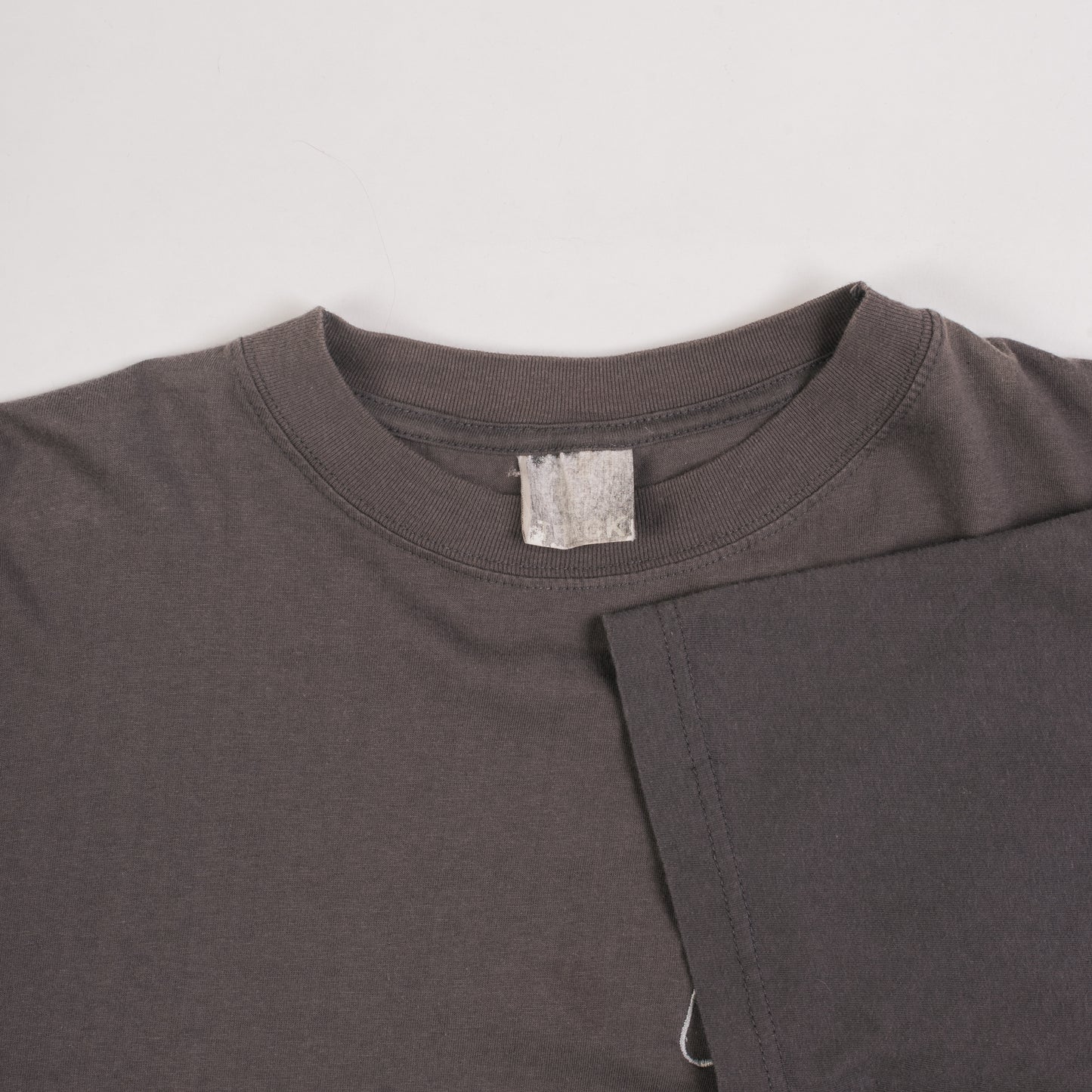 Vintage 90’s Beck Embroidery T-Shirt