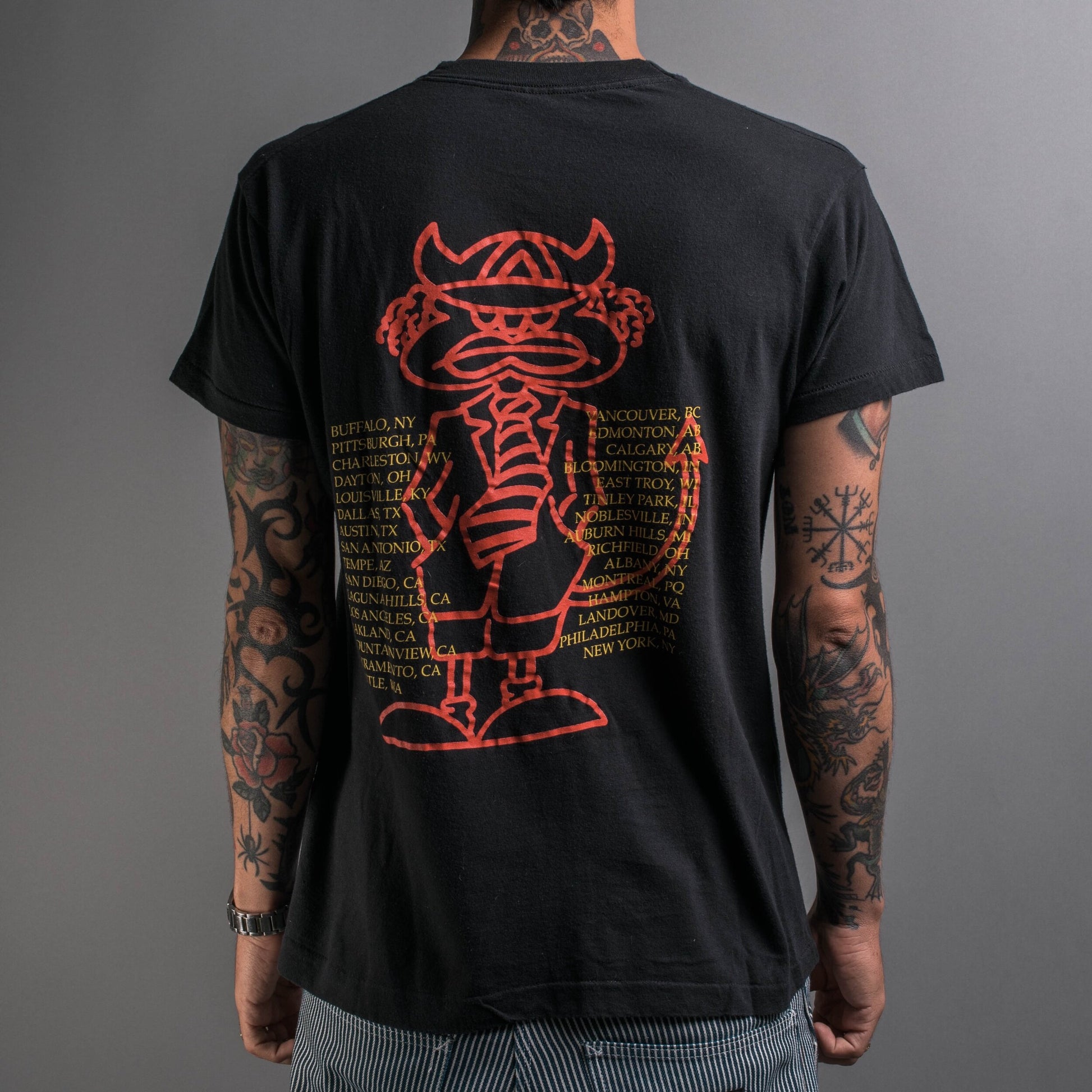 Vintage 1990 AC/DC The Razor Age Tour T-Shirt – Mills Vintage USA